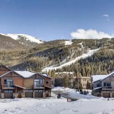 Spacious 4 Bedroom Townhome In River Run Village Within Walking Distance To Gondola And Restaurants