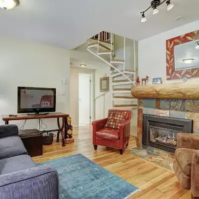 1182 Flying Dutchman condo