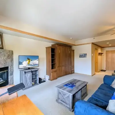 Slopeside 2773A by SummitCove Lodging