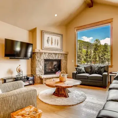 Three-Bedroom Townhouse