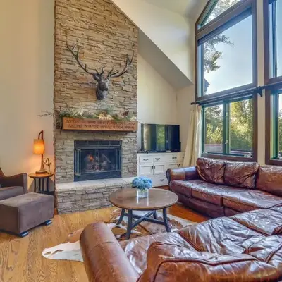 11 Mi to Slopes Frisco Home with Hot Tub and Sauna!