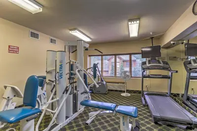 Gallery image of 1 Mi to Ski Upscale Studio with Views in Keystone in Keystone