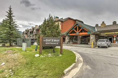 Gallery image of 1 Mi to Ski Upscale Studio with Views in Keystone in Keystone