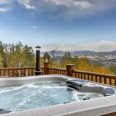 7 Mi to Granby Ranch Secluded Cabin with Mtn Views!
