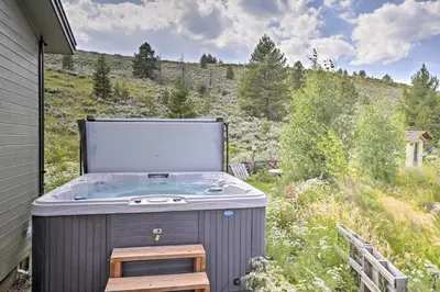 Gallery image of Tabernash House with Stunning Mtn Views and Hot Tub! in Tabernash