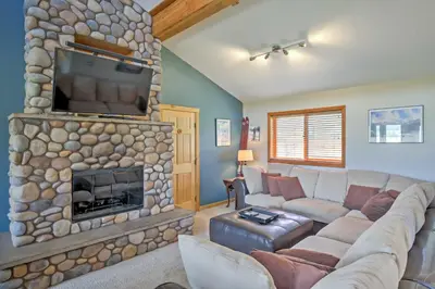 Gallery image of Tabernash House with Stunning Mtn Views and Hot Tub! in Tabernash