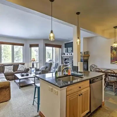 Winter Park Condo Hot Tub and Shuttle-Walk to Town
