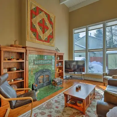 Mtn-View Home with Deck Walk to Dtwn Frisco!