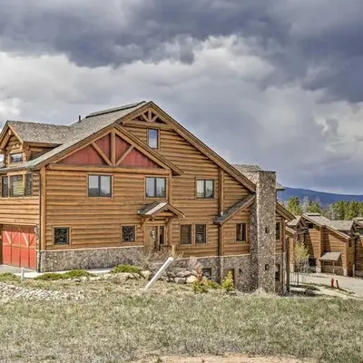 Peaceful Fraser Condo with Patio - by Hiking Trails!