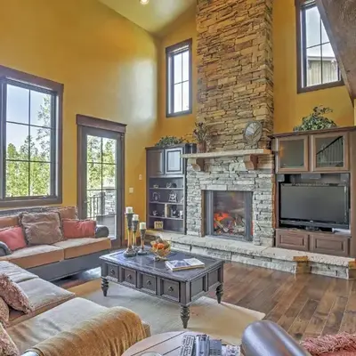 Lavish Fraser Townhome with Deck and Mountain Views!