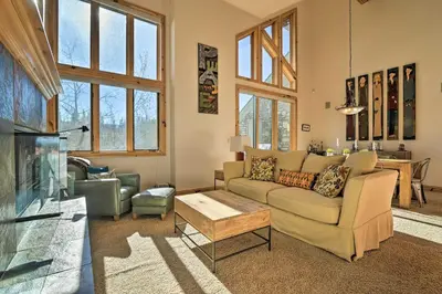 Gallery image of Cozy Townhome Just 4 Miles to Winter Park Resort! in Winter Park