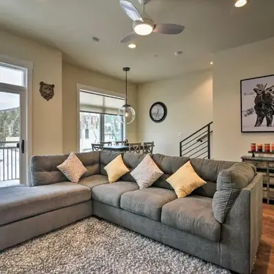 Modern Winter Park Ski Condo Near the Ski Shuttle!