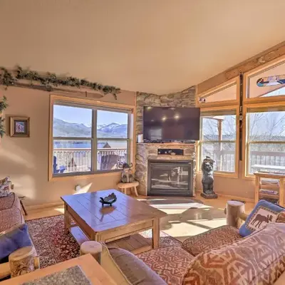 Grand Lake House with Mountain Views