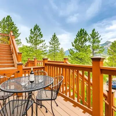 Estes Park Condo with Deck and Views about 3 Miles to RMNP