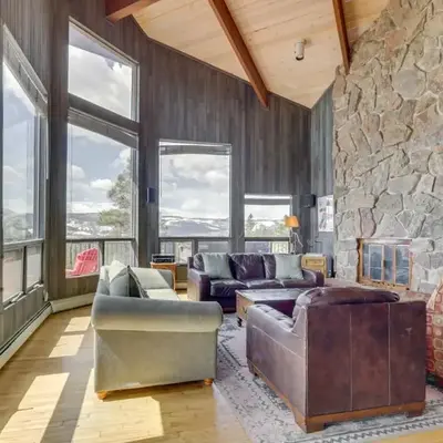 Panoramic Mountain-View Retreat with Hot Tub and Deck!