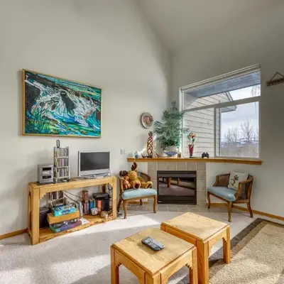 Cydney Ln 61C