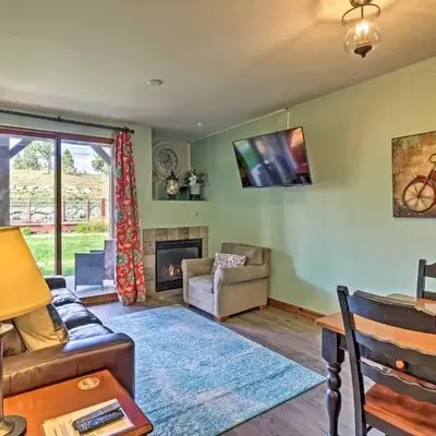 Couples Ski Condo 1 Mi to Breckenridge Golf Club