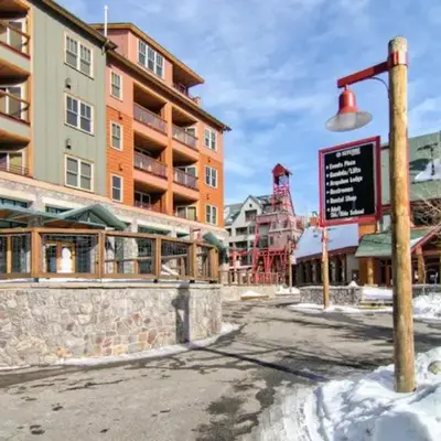 Premier 2 Bedroom Mountain Condo In River Run Village With Expansive Mountain Views And Walking Distance To Ski Slopes