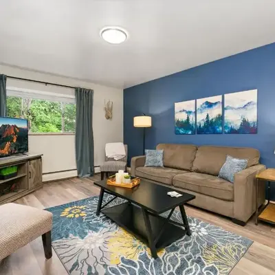 Stylish Condo in the Heart of Old Town