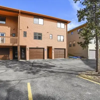 Lagoon 736D townhouse