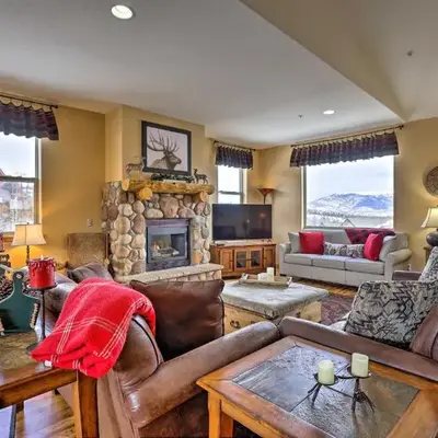11 Mi to Keystone Silverthorne Condo with Deck