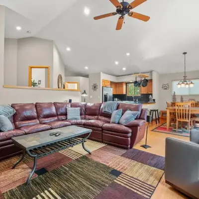 Cutty Sark Court #1 3BR Mountain Views townhouse