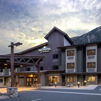 Microtel Inn & Suites by Wyndham Georgetown Lake