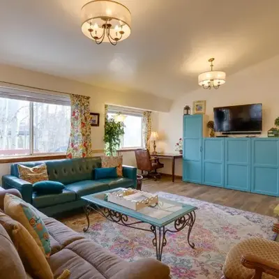 8 Mi to Copper Mtn Dtwn Frisco Retreat with Deck!