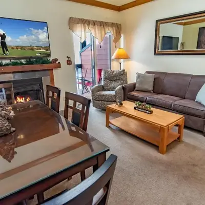 Mountainside Snowview Condo : Cool Frisco Location