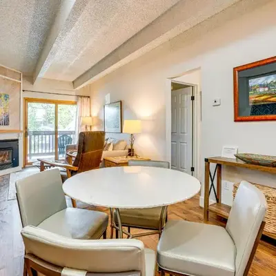 2 Blocks to Main St Downtown Frisco Condo!
