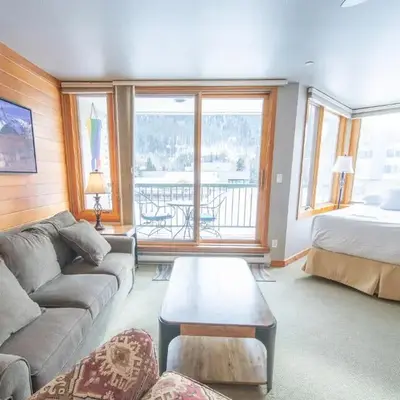 Lakeside 1476 by SummitCove Lodging
