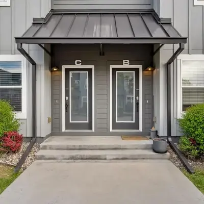 Spectacular Home near Breweries & River District!