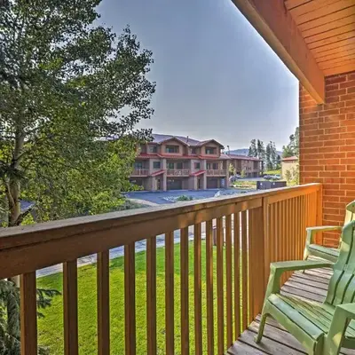 Less Than 2 Mi to Frisco Adventure Park Cozy Townhome!