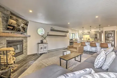 Gallery image of Frisco Condo with Pool Access Walk to Main Street! in Frisco
