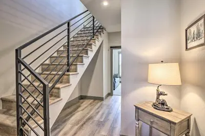 Gallery image of 3 Mi to Granby Ranch Townhome with Balcony and Views in Granby