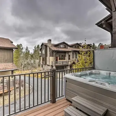 Luxurious Fraser Townhome with Private Hot Tub!