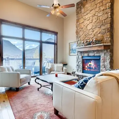 Bears Den Condo Unit 1