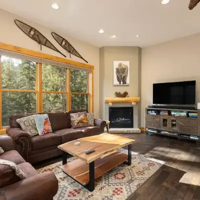 8767 Trappers Crossing condo