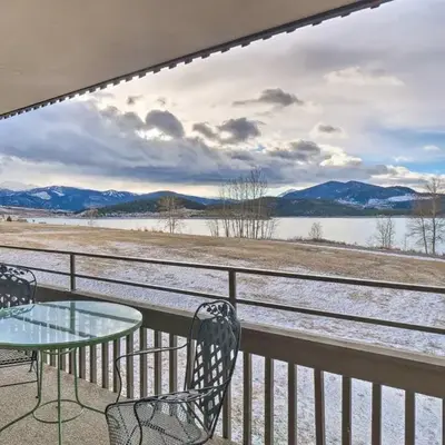 7 Mi to Keystone Resort Condo with Hot Tub and Pool