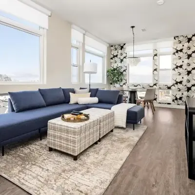 Top Floor - Amazing Windows - Zuni Lofts