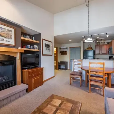 Zephyr Mountain Lodge Select-Rated 1602