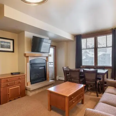 Ski-In Ski-Out Cozy 4th Floor Zephyr Mountain Lodge Condo Tucked Into The Woods condo