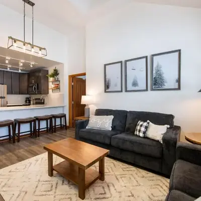Zephyr Mountain Lodge Premium-Rated 1705