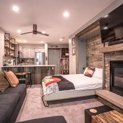 Striking and Unique Zephyr Mountain Lodge Condo - second floor walkout condo