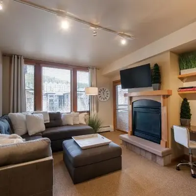 Great Zephyr Mountain Lodge Condo with Village & Continental Divide Views condo