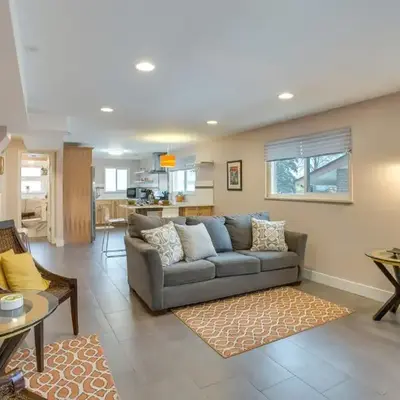 9 Mi to Dtwn Quiet South Denver Apartment