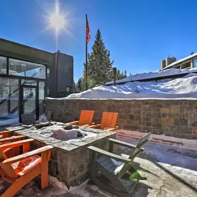 Walkable Winter Park Condo about 4 Mi to Slopes!