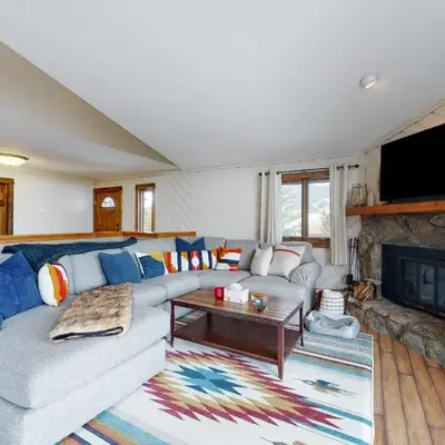 The Nugget Ski Chalet