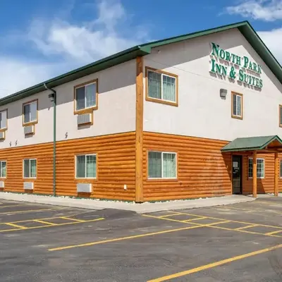 North Park Inn & Suites