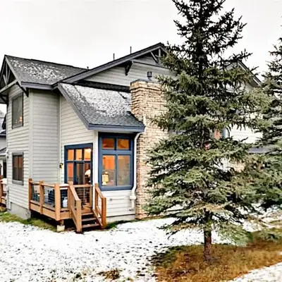 Family Friendly 3 Bedroom Vacation Rental In West Keystone Resort Along The Snake River With Pool And Hot Tub